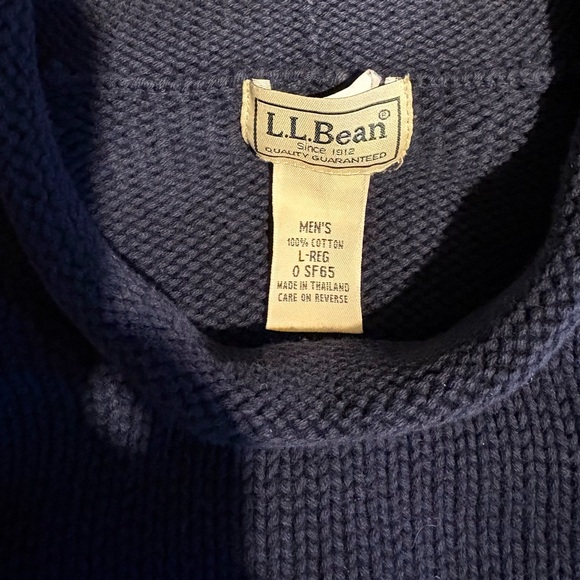 L.L. Bean Men's Deep Blue Crewneck Sweater - Picture 2 of 3
